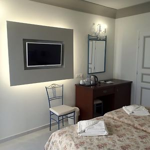Chambre Budgétée Double au Sous-Sol